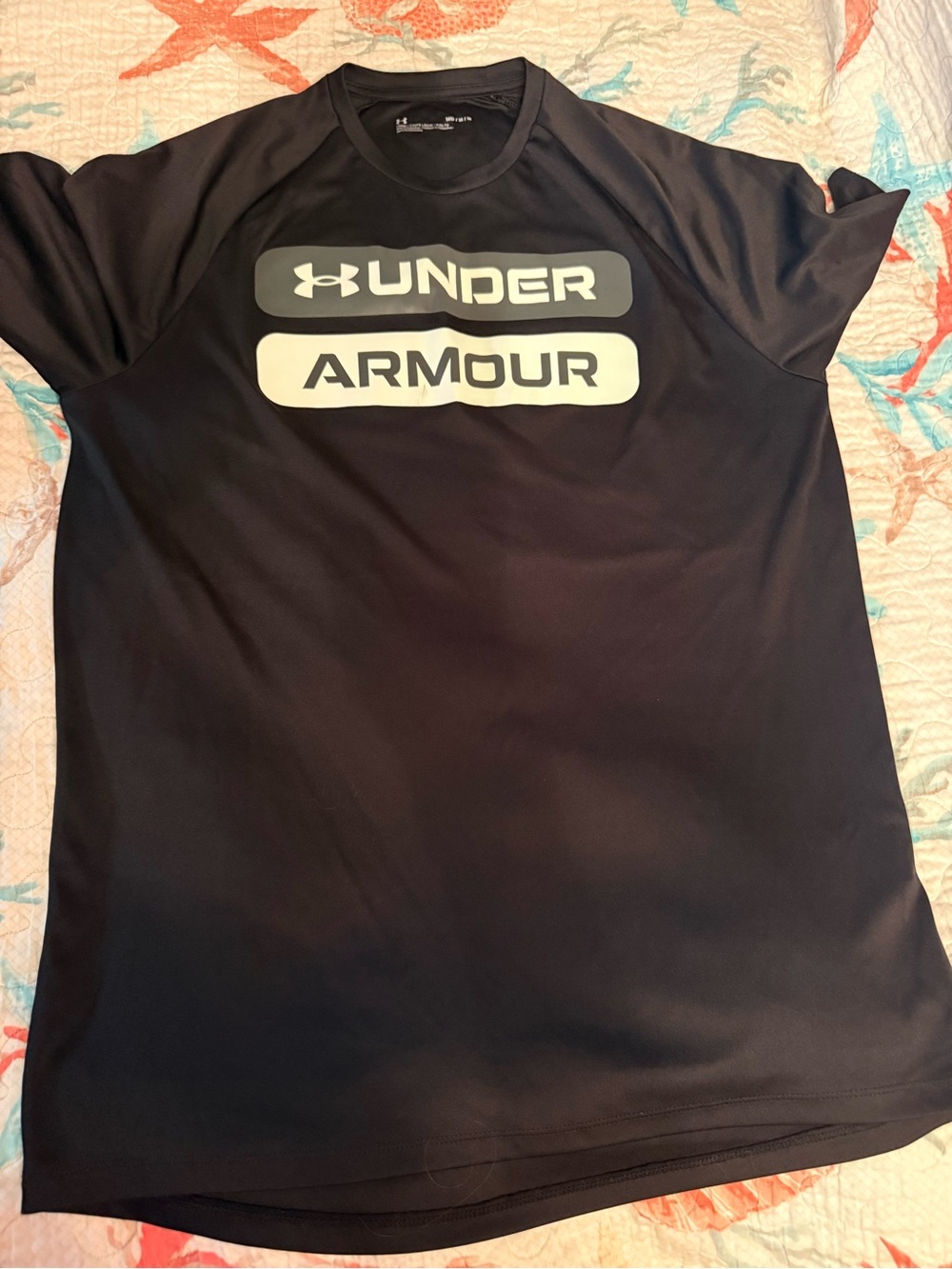 Under Armour Black Short Sleeve Tee with White Logo Bars